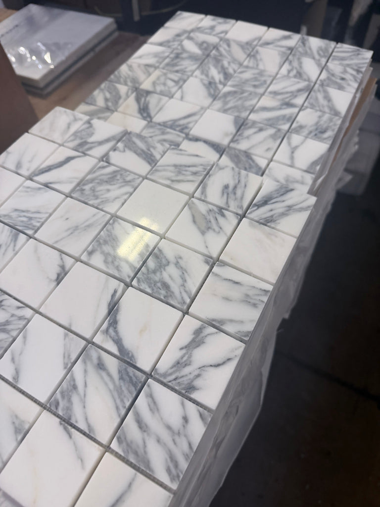 Polished white and gray Arabescato Corchia 12x12 marble mosaic tiles