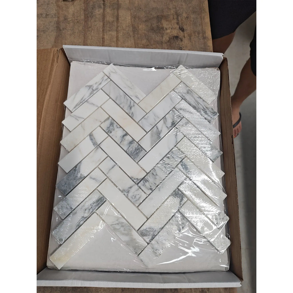 Arabescato Corchia white marble mosaic in herringbone pattern