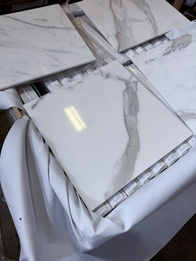 Calacatta Gold Marble 18x18 polished white tiles with gray veining