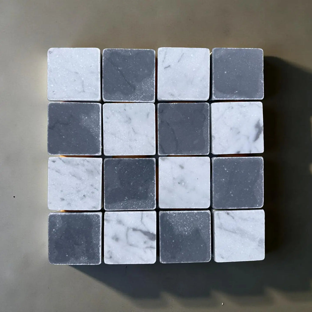 Checkerboard pattern of marble Bardiglio and Carrara White tiles in 3x3 tumbled finish