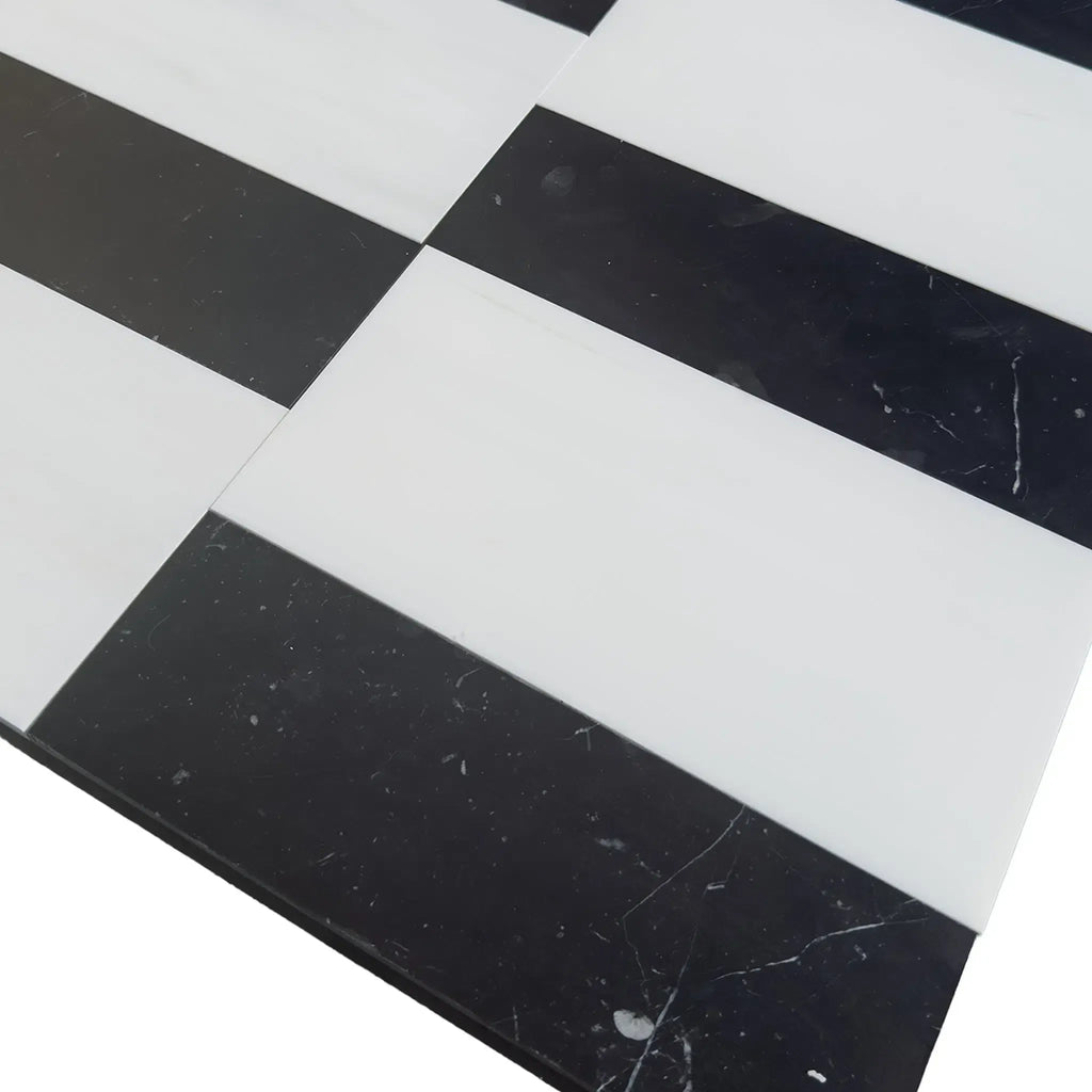 Black and white checkered tiles in Siena in Bianco Dolomite and Nero Marquina set