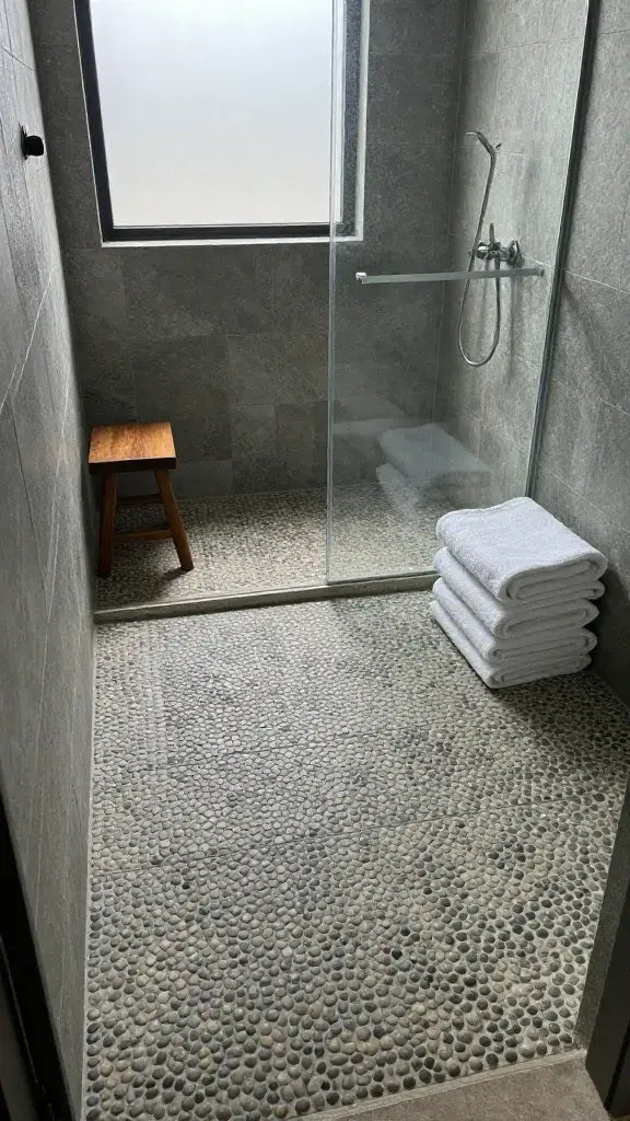 Pebble Floors for Home Spas