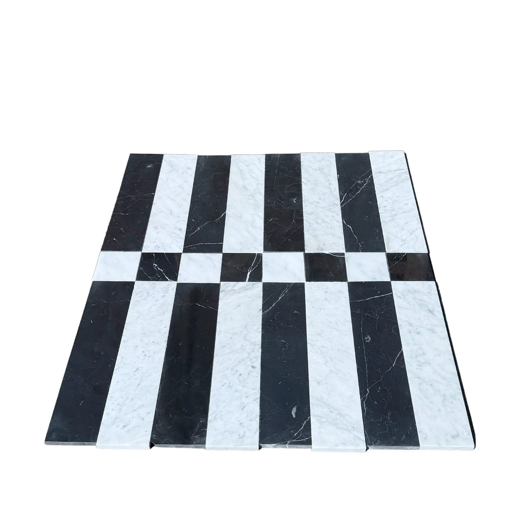 Black and white checkered marble floor in Veneto in Nero Marquina and Carrara White design