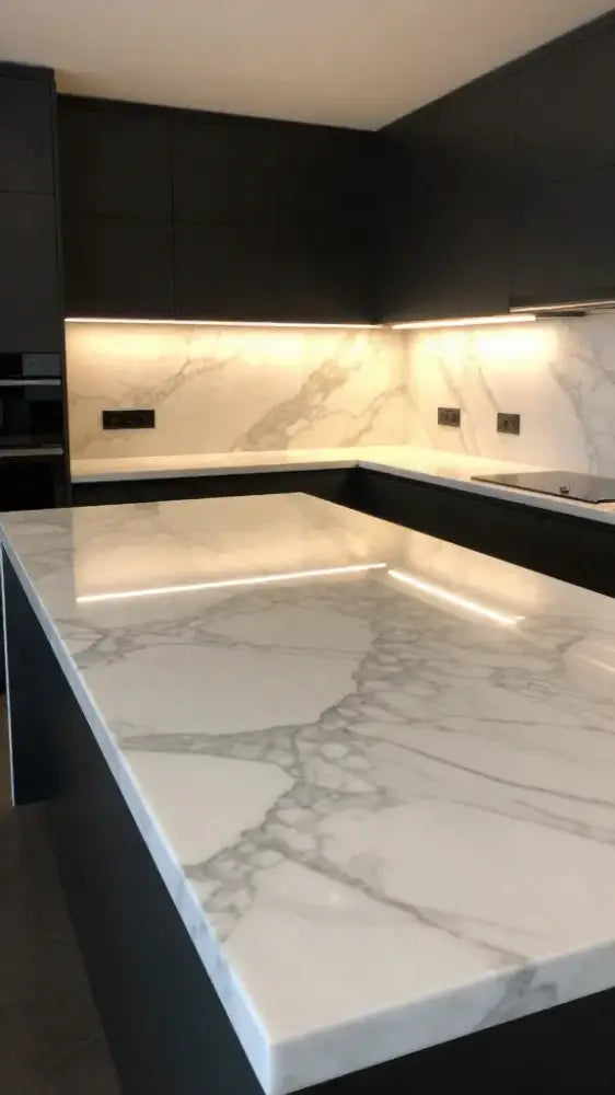 Lighting Impact on Marble Reflectivity